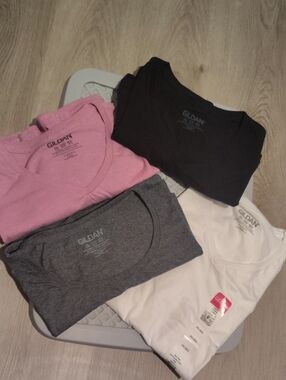 🆕Gildan Short Sleeve Tees 4 Pack - Pink, Gray, White, Black Sz 2X